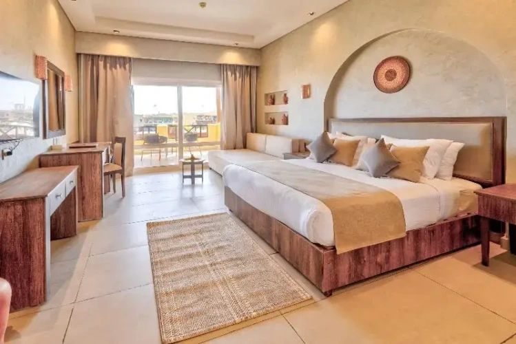 1 Bedroom Standard Family room with balcony