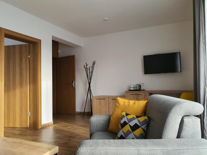 Deluxe Family Suite