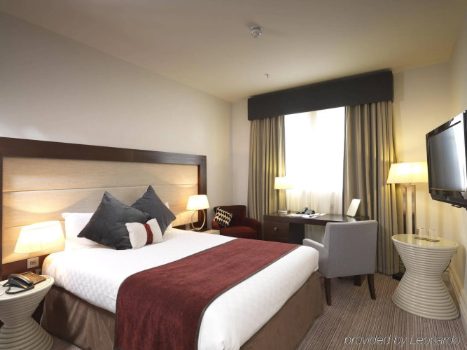Leonardo Hotel Cardiff