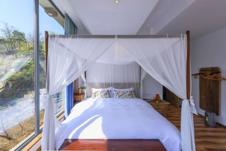 Lotus Mountain Boutique Inn