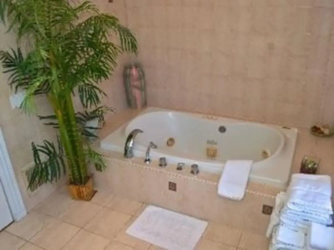 2 Bedrooms Luxury Suite