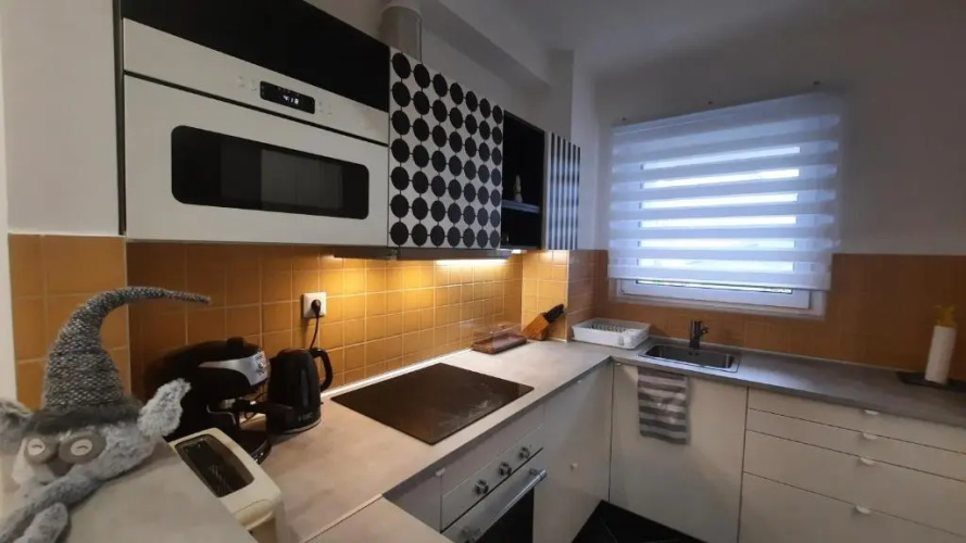 DISZTINGVÁLT Apartman