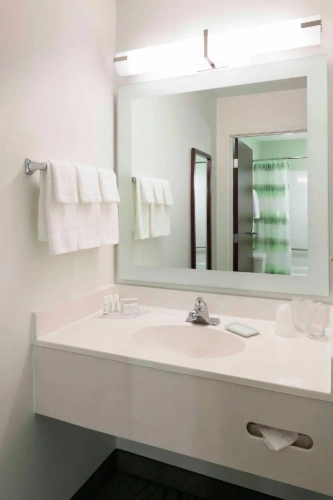 Quadruple Suite