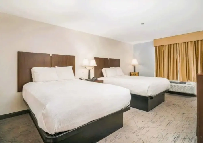 Deluxe Quadruple room