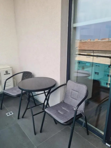 Christopher Apartment