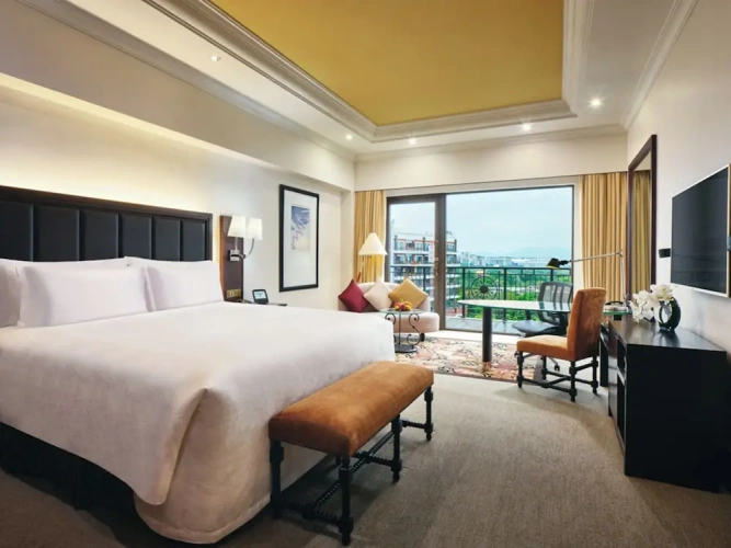 Classic Lounge Access Double room
