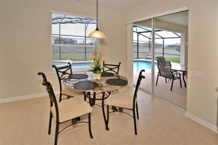 5 BR Teascone Blvd Sleeps 10