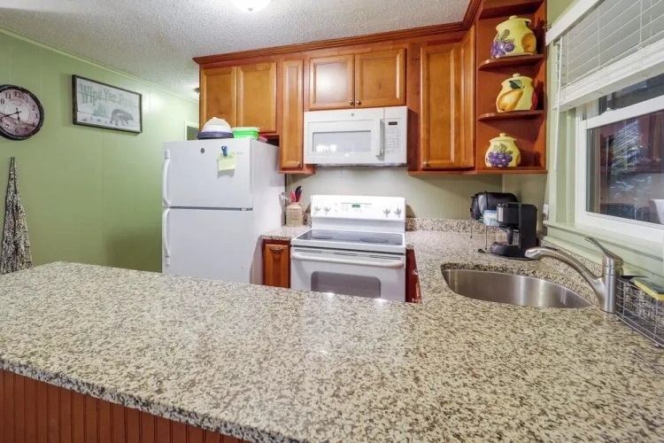 2 Bedrooms Apartment