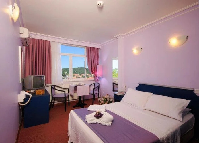 Yuva Hotel
