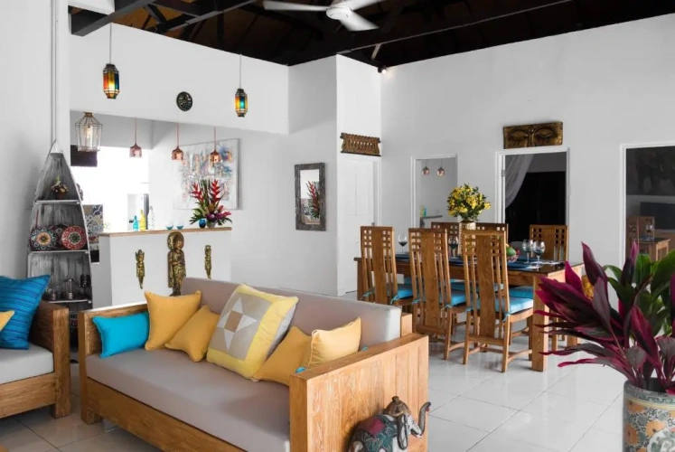 3 Bedrooms Villa