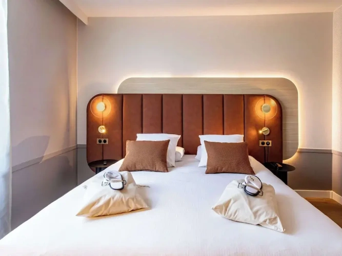 Double Suite
