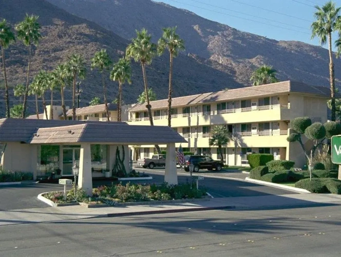 Quadruple Suite
