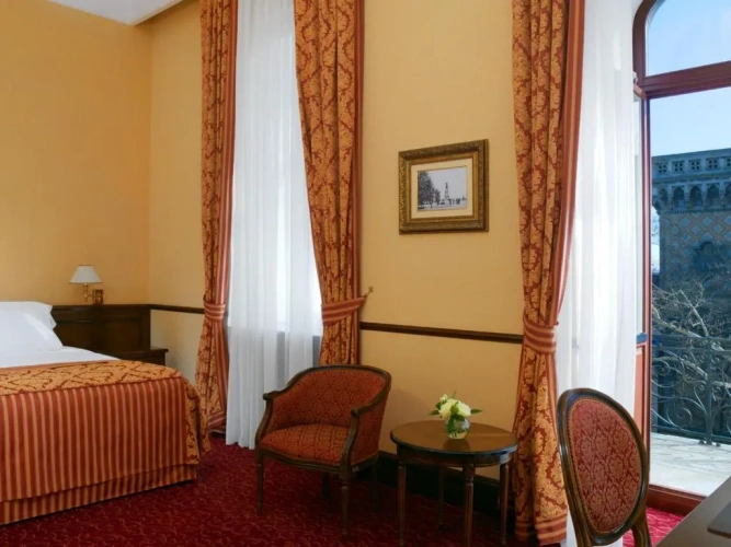 Superior Double room