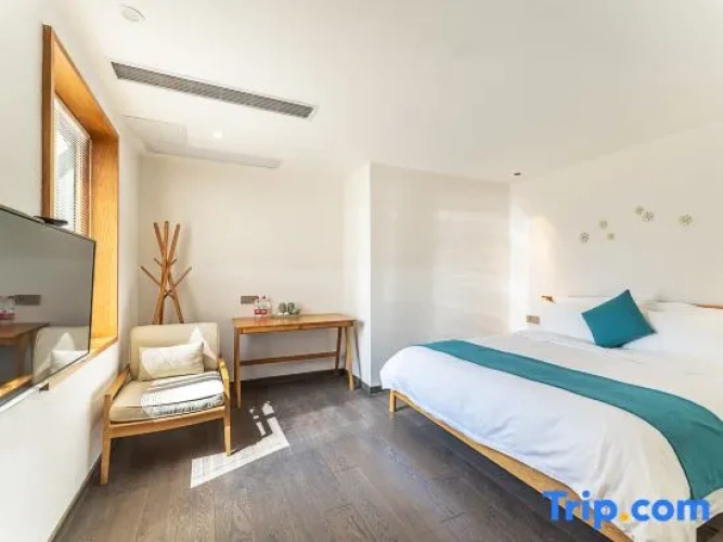 2 Bedrooms Quadruple Family Suite with garden view