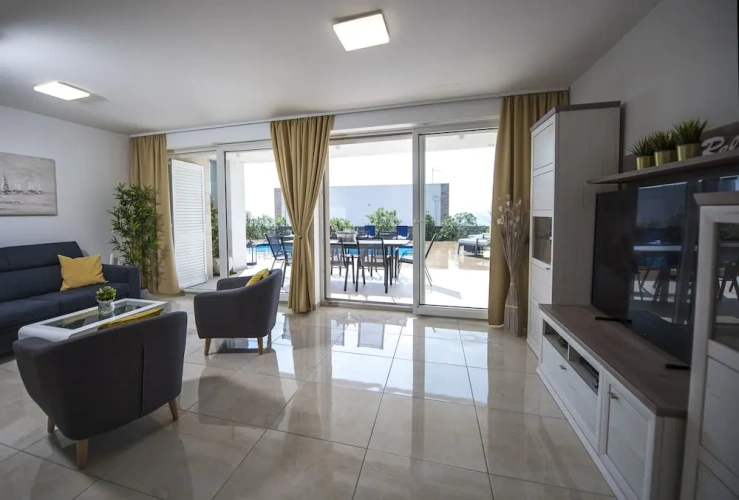 Luxury Villa