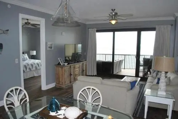 Grand Pointe 607