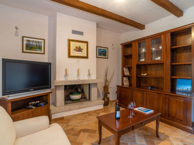 House Marie Badesi