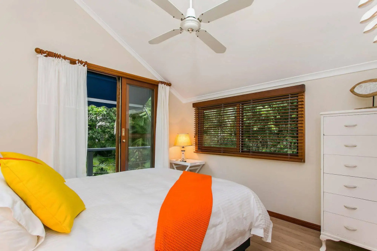 Bottlebrush Cottage