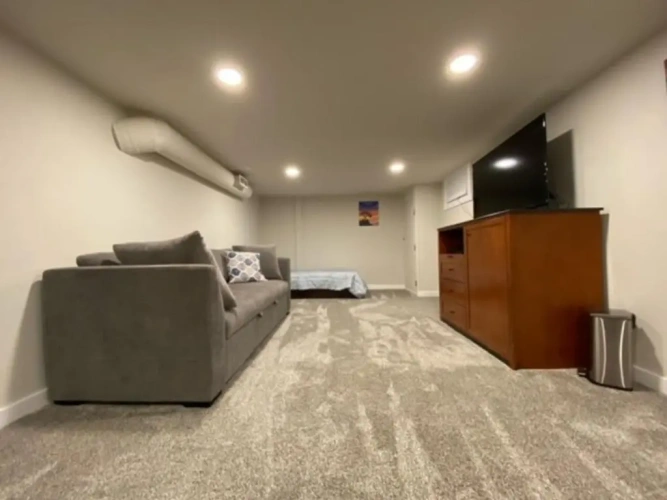 4 Bedrooms Cottage