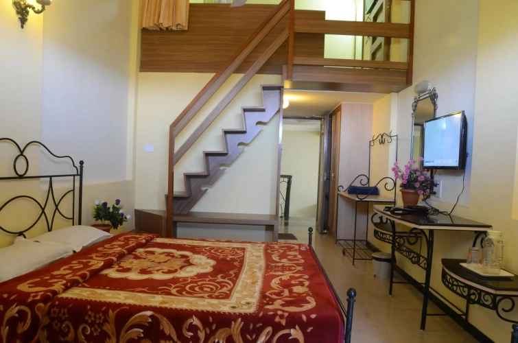 Deluxe Family room