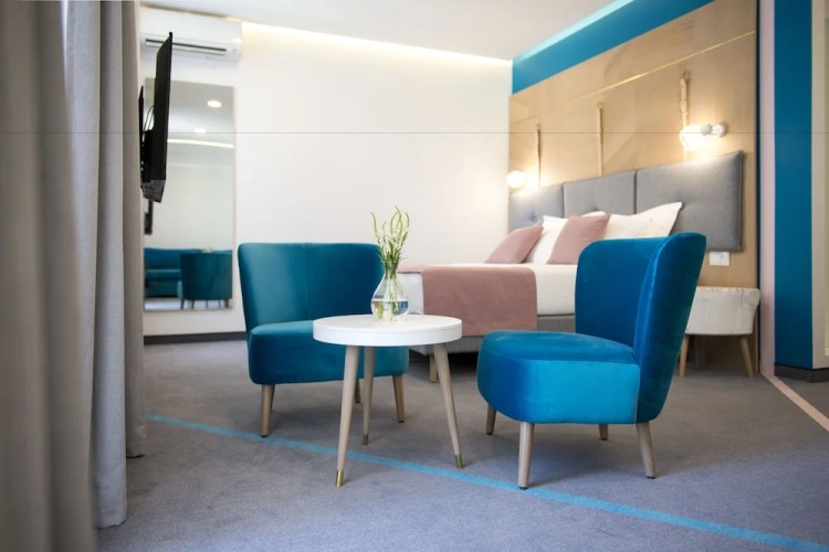 1 Bedroom Deluxe Double room with balcony