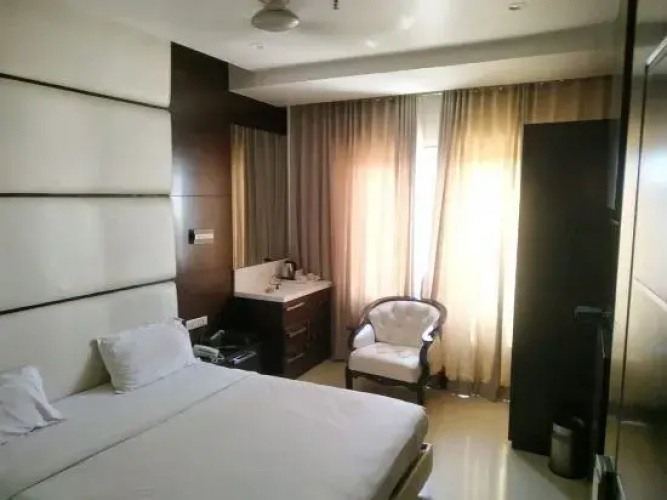 Hotel Rangoli Pearl