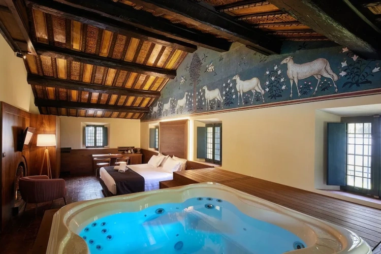 Deluxe Double Suite