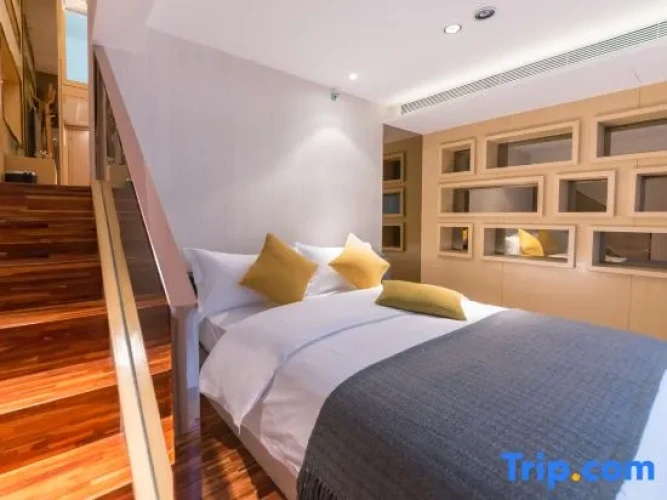 Business Double Suite with balcony