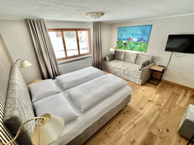 1 Bedroom Comfort Triple room with mountain view