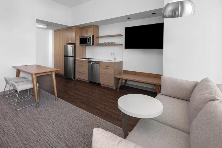 Quadruple Suite