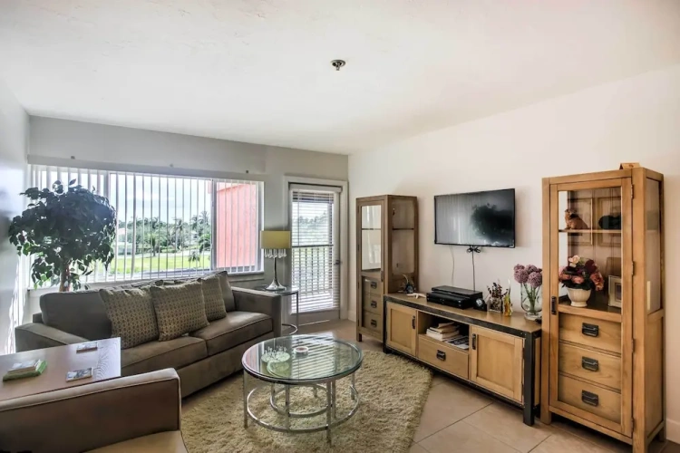 Resort-style Condo w/ Pool: 19 Miles to Fort Myers
