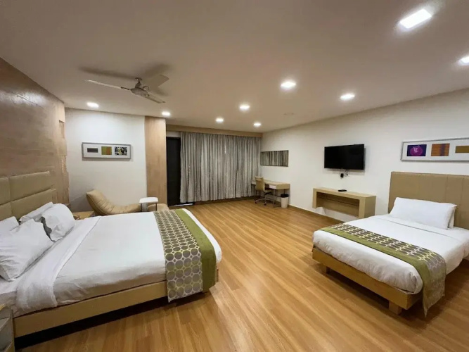 OYO 11954 Hotel Heritage Residency