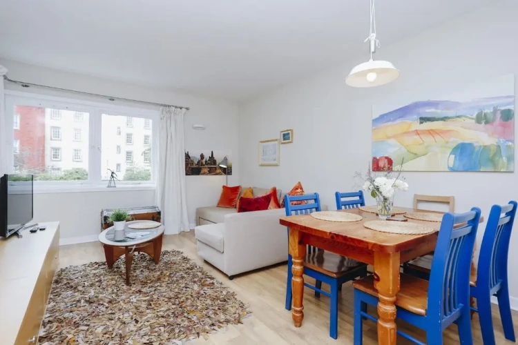 2 Bedrooms Royal Family Apartment with balcony