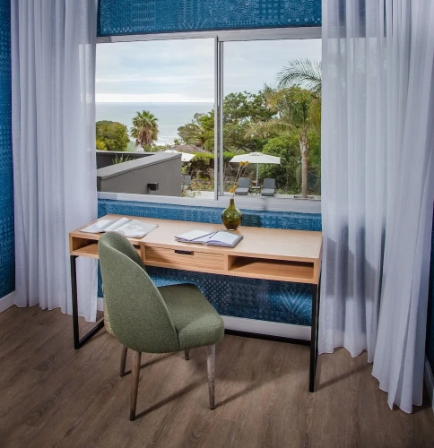 Deluxe Suite with balcony and with sea view
