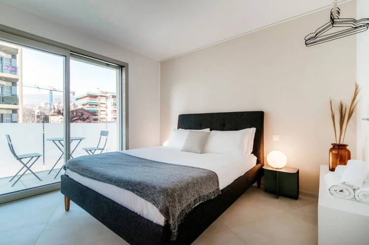 Apartment with balcony