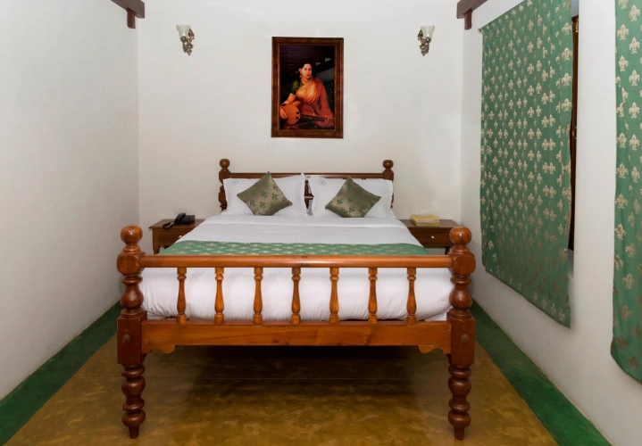 Standard Club room