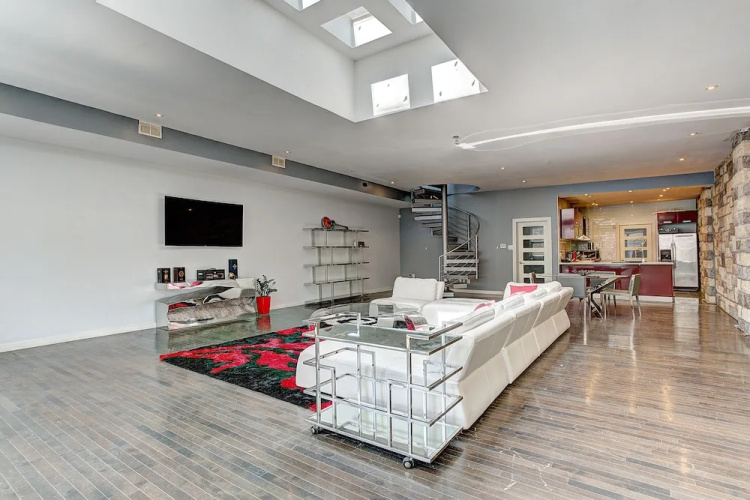 Destination Stays - LOFT HOUSE Quartier des Spectacles