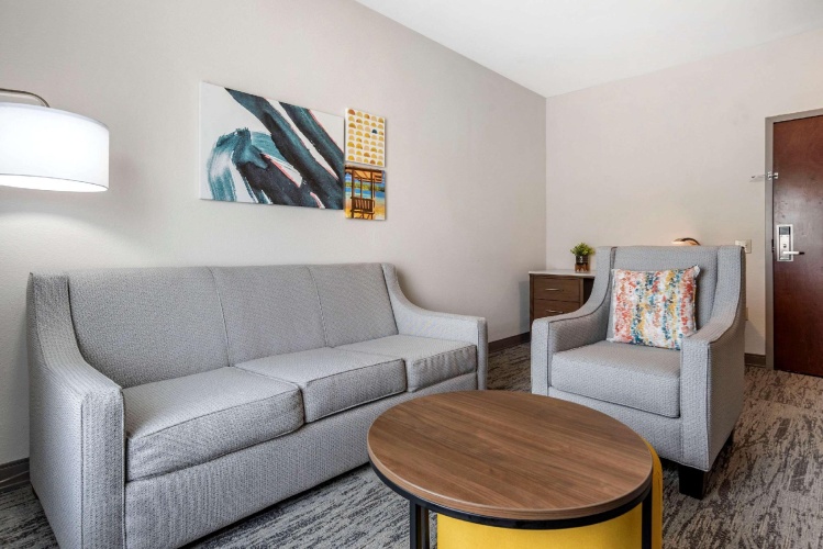Double Suite