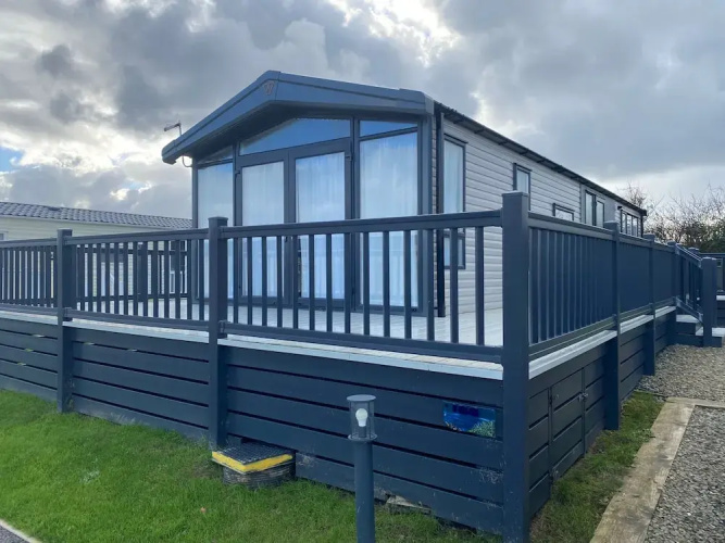 Welcome to Tinks and David Static Caravan