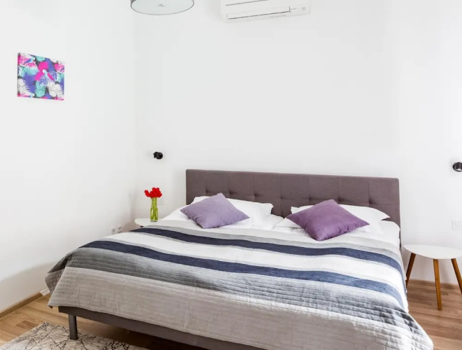 Apart Hotel Code 10