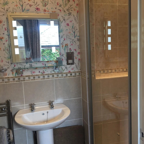 Hillcrest Guest House