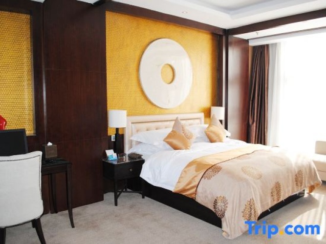 Deluxe Double Suite