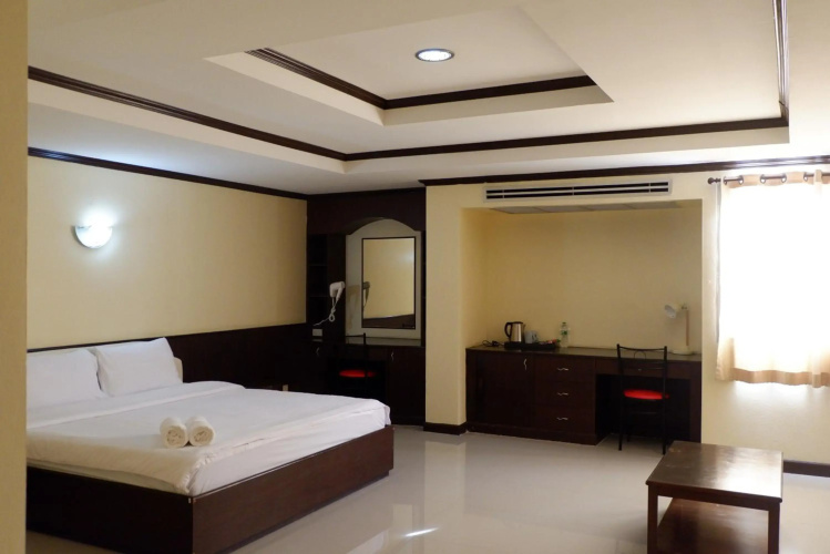 Auychai Grand Hotel