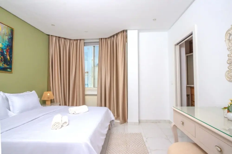 Deluxe Apartment