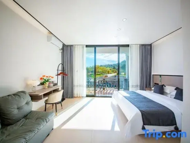 Standard Double room with balcony