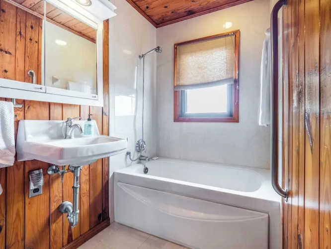 Sea Strapped by Topsail Realty