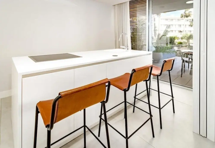 3 Bedrooms Apartment with balcony