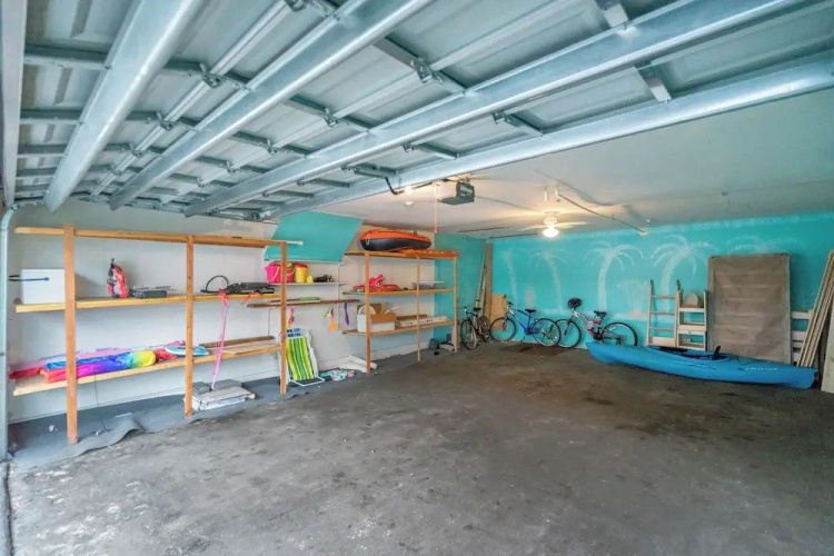 Seashell 19 by Distinctive Beach Rentals