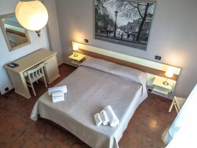 Standard Triple room with balcony