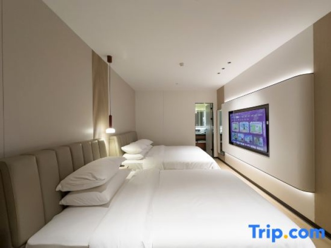 2 Bedrooms Suite
